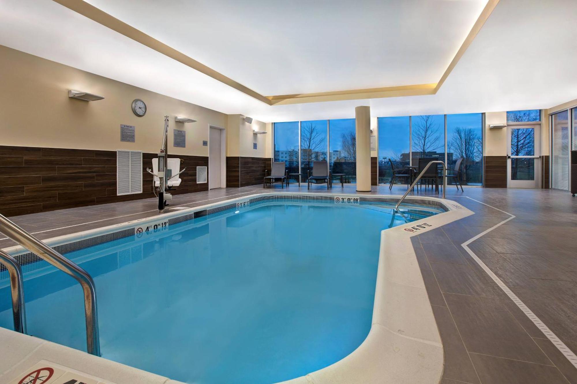Fairfield Inn & Suites By Marriott Chicago Bolingbrook Buitenkant foto